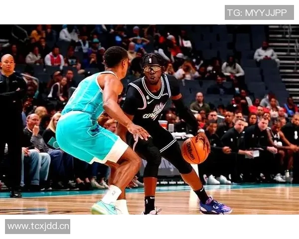 快船迎战黄蜂莱昂纳德因伤缺阵已达十场西部排名跌至第十二