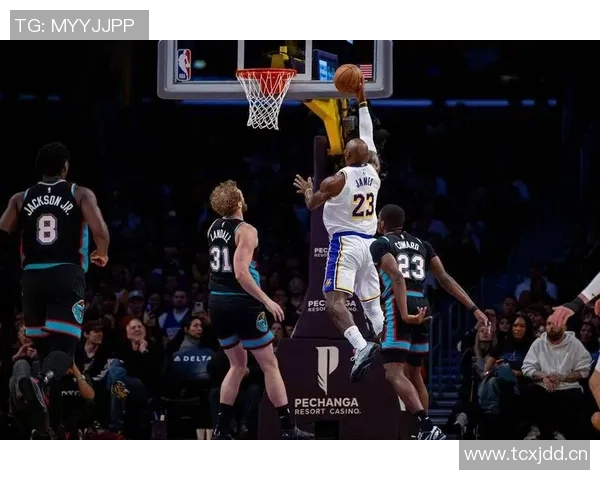 湖人状态回暖连胜攀升西部第三明日对决开拓者争夺季后赛优势